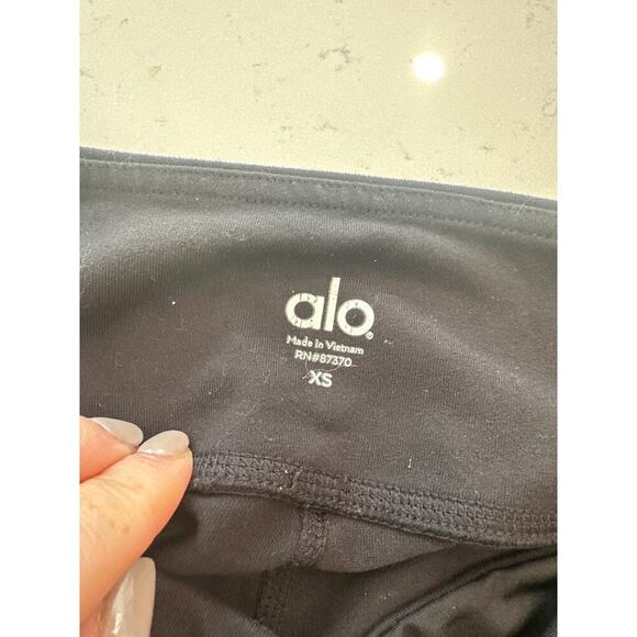 Alo Moto Leggings - Picture 5 of 5